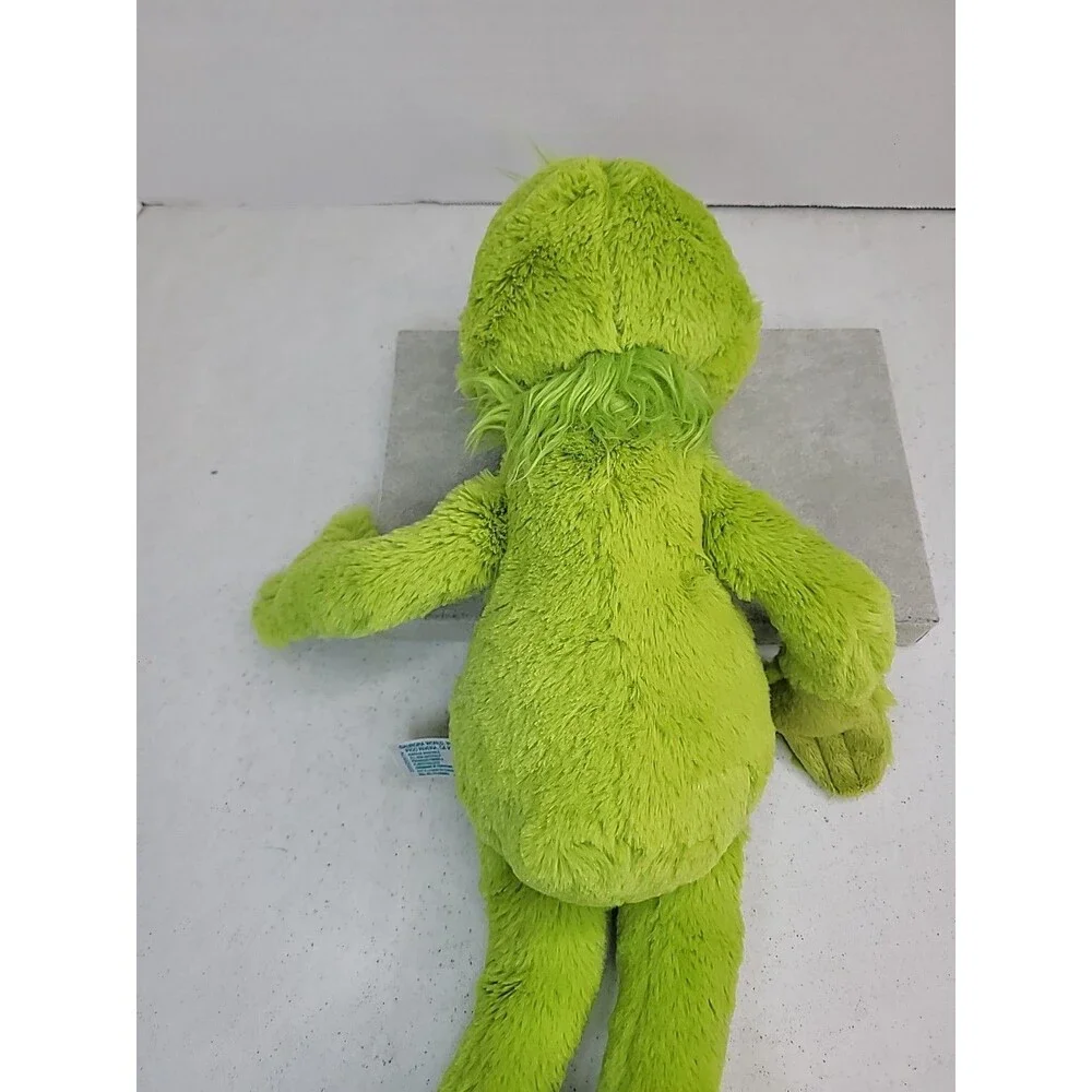 2022 Aurora Dr. Seuss The Grinch 15